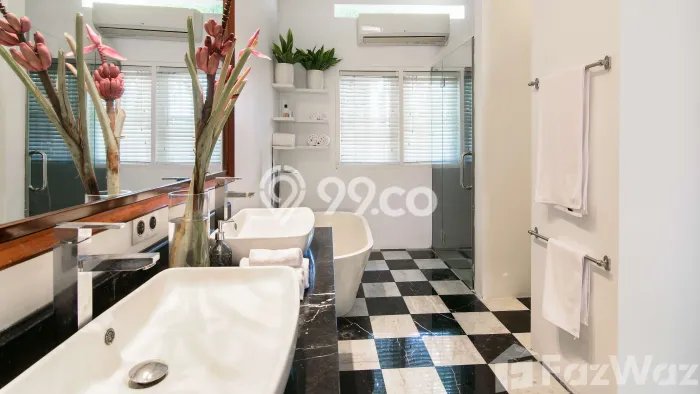 Vila di , Area 480m2m², Area Strategis Vila di , Area 480m2m², Area Strategis