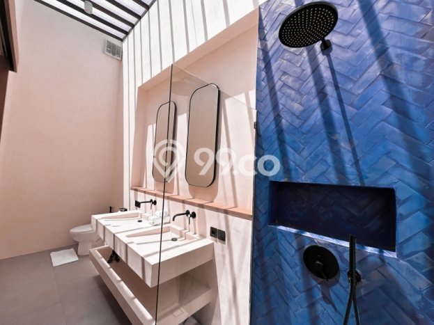 Vila Kawasan Kediri, Area 400m2m², Cocok untuk berbagai keperluan Vila Kawasan Kediri, Area 400m2m², Cocok untuk berbagai keperluan
