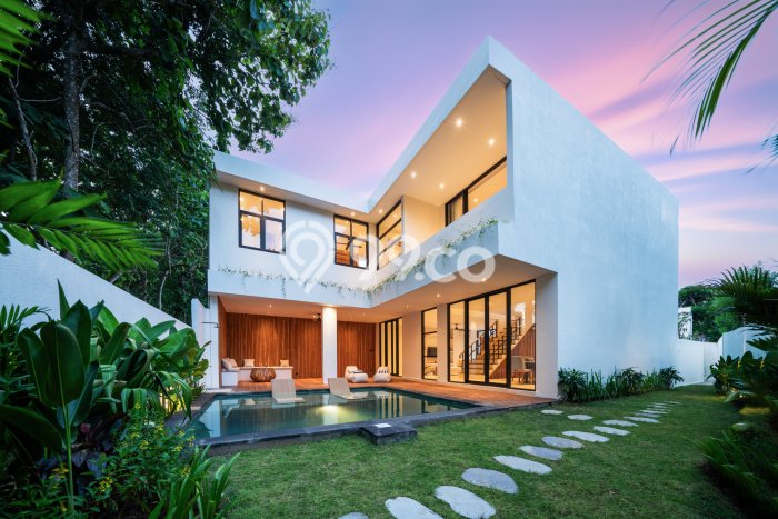 Kesempatan Terbaik! Vila di , Ukuran 221m2m², Area Berkembang dengan potensi naik Kesempatan Terbaik! Vila di , Ukuran 221m2m², Area Berkembang dengan potensi naik