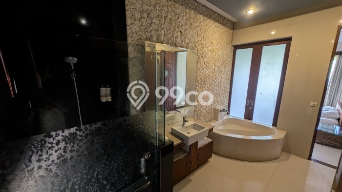 Vila di , Area 350m2m², Dekat dengan transportasi publik Vila di , Area 350m2m², Dekat dengan transportasi publik
