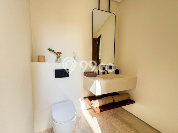 HARGA MENARIK! Vila Kawasan , Area 84m2m², Area Premium dengan akses mudah HARGA MENARIK! Vila Kawasan , Area 84m2m², Area Premium dengan akses mudah