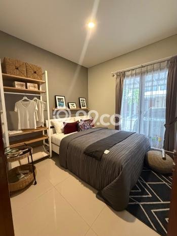 Rumah Mewah LB 136m2 Siap Huni Desain Elegan di Jatiwarna, Bekasi Rumah Mewah LB 136m2 Siap Huni Desain Elegan di Jatiwarna, Bekasi