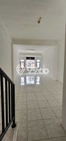 Ruko Dijual Lokasi Emas di Kebon Jeruk Luas 108m2 Ruko Dijual Lokasi Emas di Kebon Jeruk Luas 108m2