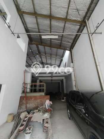 Disewakan Gudang komersial di Pulo Gadung luas bangunan 612m2 Disewakan Gudang komersial di Pulo Gadung luas bangunan 612m2