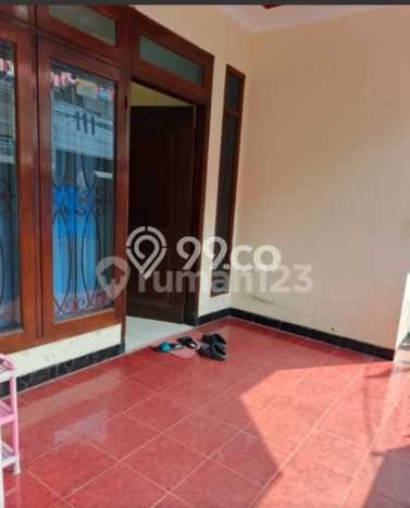 Rumah Strategis Minimalis Lb 180m2 di Johar Baru, Jakarta Pusat Rumah Strategis Minimalis Lb 180m2 di Johar Baru, Jakarta Pusat