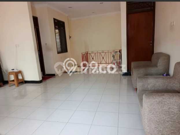 Rumah Strategis Minimalis Lb 180m2 di Johar Baru, Jakarta Pusat Rumah Strategis Minimalis Lb 180m2 di Johar Baru, Jakarta Pusat