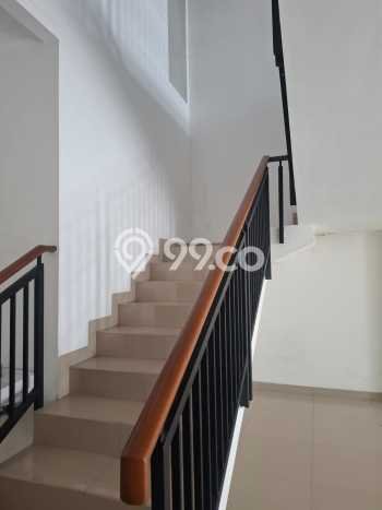 Ruko Disewa di Jatinegara, Jakarta Timur, LT 140m2 / LB 140m2 Ruko Disewa di Jatinegara, Jakarta Timur, LT 140m2 / LB 140m2