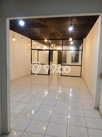 Ruko paling strategis disewakan di Tebet Jakarta Selatan Ruko paling strategis disewakan di Tebet Jakarta Selatan
