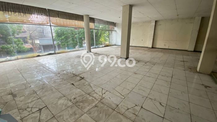 Unit Ruko Dijual di Bandung LT 223m2 & LB 432m2 Unit Ruko Dijual di Bandung LT 223m2 & LB 432m2