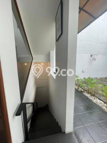 Rumah Elit Modern Tanpa Renovasi di Setra Duta Bandung Rumah Elit Modern Tanpa Renovasi di Setra Duta Bandung