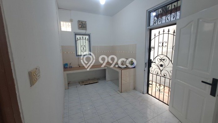 Rumah Kontrakan Batam LT 200m2 LB 186m2 Kawasan Sei Panas Rumah Kontrakan Batam LT 200m2 LB 186m2 Kawasan Sei Panas