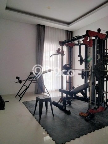 Ready to Use! Premium House LT 180m2 Desain Elegan di Gading Serpong Ready to Use! Premium House LT 180m2 Desain Elegan di Gading Serpong
