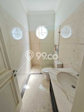 Jual Rumah Luas Elegan Dengan View Cantik di Alam Sutera, Tangerang Jual Rumah Luas Elegan Dengan View Cantik di Alam Sutera, Tangerang