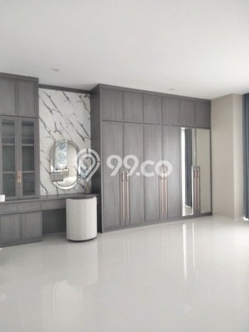 Ready to Use! Premium House LT 180m2 Desain Elegan di Gading Serpong Ready to Use! Premium House LT 180m2 Desain Elegan di Gading Serpong