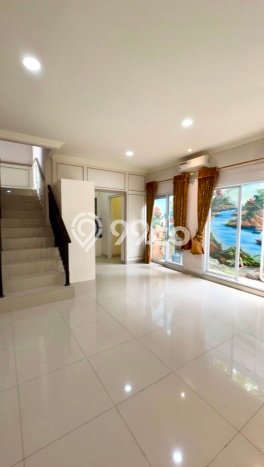 Rumah Modern 3 KT di Gading Serpong Cluster Bohemia Tangerang Full Furnished Rumah Modern 3 KT di Gading Serpong Cluster Bohemia Tangerang Full Furnished
