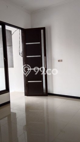Jual Rumah Eksklusif 3 KT di Wonorejo, Surabaya Jual Rumah Eksklusif 3 KT di Wonorejo, Surabaya