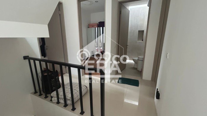 Jual Rumah Strategis Bagus Punya 3 KT di Pamulang Tangerang Selatan SHM Jual Rumah Strategis Bagus Punya 3 KT di Pamulang Tangerang Selatan SHM