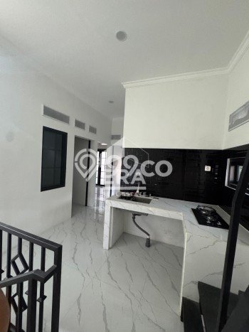 Ruko Bagus LT 50m2 LB 160m2 Dijual di Jagakarsa Jakarta Selatan Ruko Bagus LT 50m2 LB 160m2 Dijual di Jagakarsa Jakarta Selatan