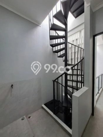 Best Deal Hunian Mewah Ideal dan Luas di BSD, Tangerang Selatan Best Deal Hunian Mewah Ideal dan Luas di BSD, Tangerang Selatan