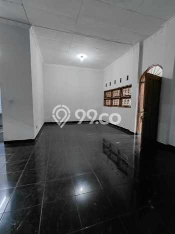 Dijual Rumah Luas Megah Dengan View Cantik di Taman Kopo Indah, Bandung Dijual Rumah Luas Megah Dengan View Cantik di Taman Kopo Indah, Bandung