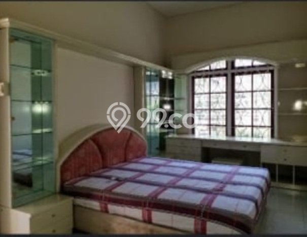 Disewakan Cepat Rumah Kondisi Bagus di Area Wiyung, Surabaya Disewakan Cepat Rumah Kondisi Bagus di Area Wiyung, Surabaya