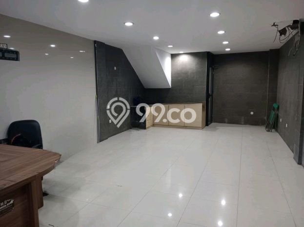 Unit Ruko Dijual di Gubeng Surabaya Luas Tanah 75m2, Luas Bangunan 200m2 Unit Ruko Dijual di Gubeng Surabaya Luas Tanah 75m2, Luas Bangunan 200m2