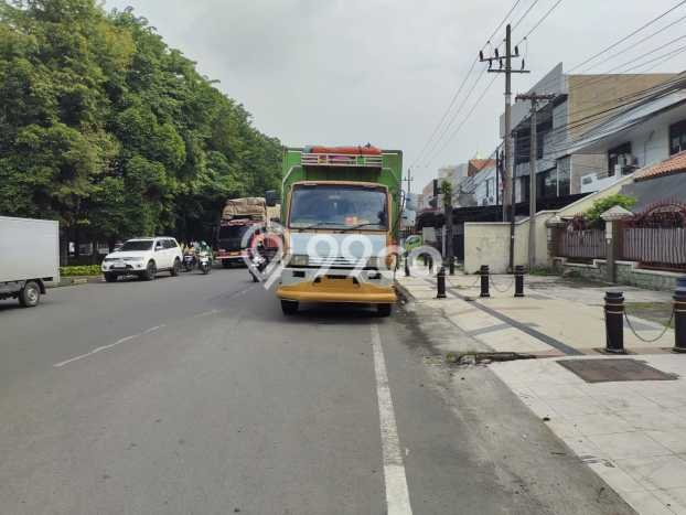Untuk Dijual! Komersial di Perak Surabaya LT 375m2 / LB 500m2 Kawasan Bisnis Untuk Dijual! Komersial di Perak Surabaya LT 375m2 / LB 500m2 Kawasan Bisnis