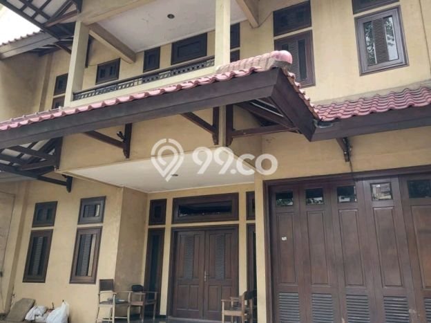 Hunian Mewah LB 520m2 Siap Huni Desain Elegan di Ngagel, Surabaya Hunian Mewah LB 520m2 Siap Huni Desain Elegan di Ngagel, Surabaya