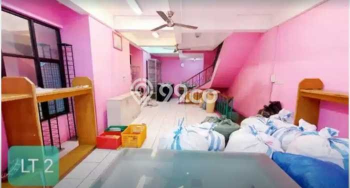 Ruko Dijual di Prime Area Surabaya Luas 200m2 Ruko Dijual di Prime Area Surabaya Luas 200m2