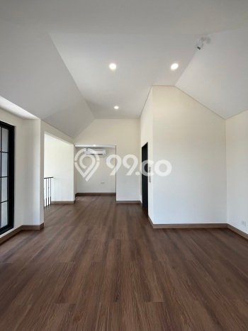 Jual Rumah Luas Elegan Dengan View Eksklusif di Gading Serpong, Tangerang Jual Rumah Luas Elegan Dengan View Eksklusif di Gading Serpong, Tangerang