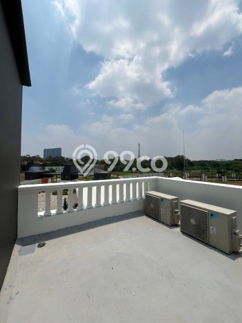 Jual Rumah Luas Elegan Dengan View Eksklusif di Gading Serpong, Tangerang Jual Rumah Luas Elegan Dengan View Eksklusif di Gading Serpong, Tangerang