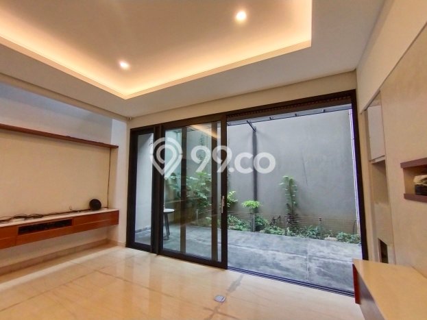 Rumah Luxury Modern Tanpa Renovasi di Gatot Subroto Bandung Rumah Luxury Modern Tanpa Renovasi di Gatot Subroto Bandung