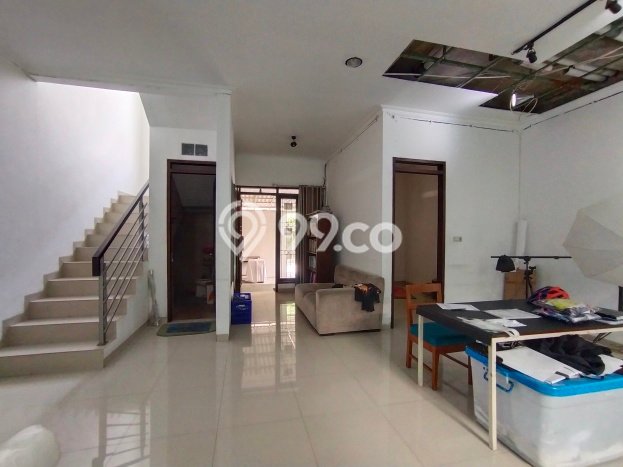Dijual Cepat Rumah Favorit Siap Huni LB 155m2 di Batununggal, Bandung Dijual Cepat Rumah Favorit Siap Huni LB 155m2 di Batununggal, Bandung