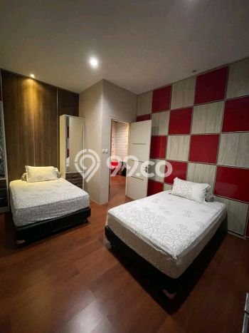 Hunian Mewah Dijual LT 240m2 di Gajah Mungkur, Semarang Hunian Mewah Dijual LT 240m2 di Gajah Mungkur, Semarang