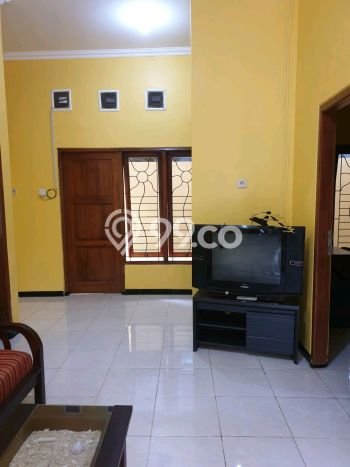 Lokasi terbaik! Rumah siap pakai disewakan di Tembalang LB 54m2 Lokasi terbaik! Rumah siap pakai disewakan di Tembalang LB 54m2