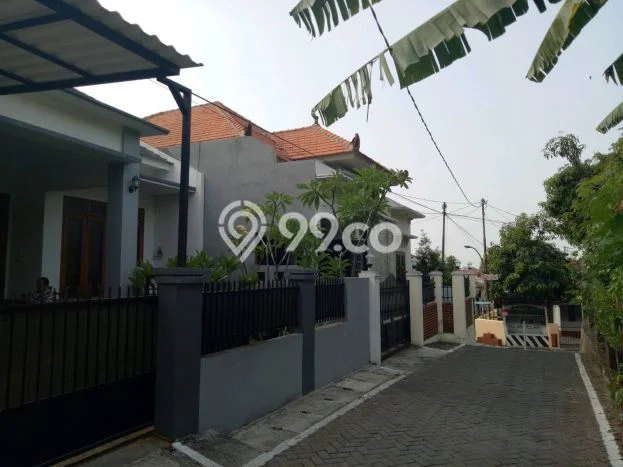 Jual Rumah Strategis Bagus Punya 3 KT di Banyumanik Semarang SHM Jual Rumah Strategis Bagus Punya 3 KT di Banyumanik Semarang SHM