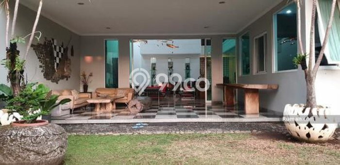 Rumah Elit LB 800m2 Siap Huni Desain Elegan di Sayap Dago, Bandung Rumah Elit LB 800m2 Siap Huni Desain Elegan di Sayap Dago, Bandung