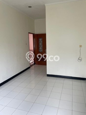For Sale Hunian Rumah Nyaman 6 Kamar di Soekarno Hatta, Bandung For Sale Hunian Rumah Nyaman 6 Kamar di Soekarno Hatta, Bandung