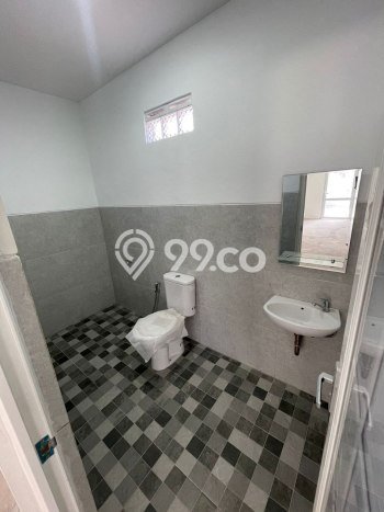 FOR RENT! Ruko di Surapati Cocok untuk Bisnis 280m2 FOR RENT! Ruko di Surapati Cocok untuk Bisnis 280m2