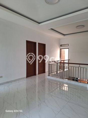 Disewakan! Rumah 4 Kamar Tidur &
4 Kamar Mandi di Soekarno Hatta, Bandung Disewakan! Rumah 4 Kamar Tidur &
4 Kamar Mandi di Soekarno Hatta, Bandung