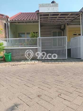 For Sale Rumah 2 Kamar Lokasi Strategis Bagus dan Strategis di Krian For Sale Rumah 2 Kamar Lokasi Strategis Bagus dan Strategis di Krian