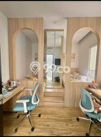 Rumah Luxury Modern Tanpa Renovasi di Pakuwon Surabaya Rumah Luxury Modern Tanpa Renovasi di Pakuwon Surabaya