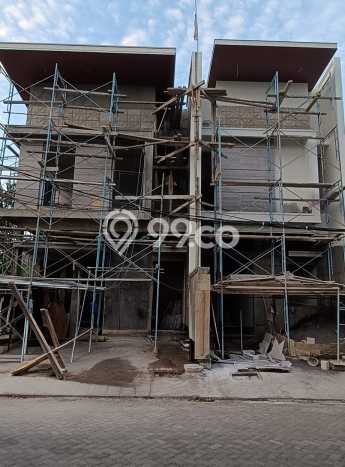 Dijual Hunian Rumah Terawat 4 KT di Surabaya Kota, Surabaya Dijual Hunian Rumah Terawat 4 KT di Surabaya Kota, Surabaya