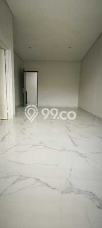 For Sale Hunian Rumah Terawat 4 Kamar di Surabaya Kota, Surabaya For Sale Hunian Rumah Terawat 4 Kamar di Surabaya Kota, Surabaya