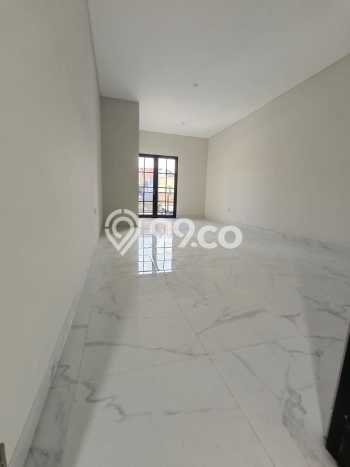 Rumah Minimalis 4 Kamar LT 95m2 di Surabaya Kota Rumah Minimalis 4 Kamar LT 95m2 di Surabaya Kota