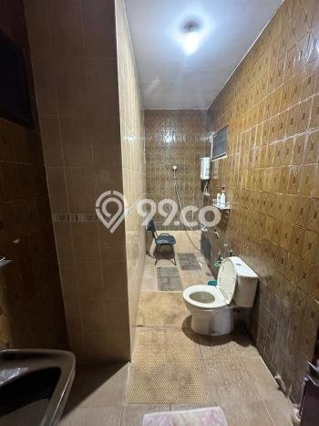Jual Rumah Modern 4 KT di Surabaya Kota, Surabaya Jual Rumah Modern 4 KT di Surabaya Kota, Surabaya