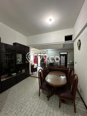 Jual Rumah Modern 4 KT di Surabaya Kota, Surabaya Jual Rumah Modern 4 KT di Surabaya Kota, Surabaya