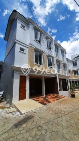Rumah Cantik Siap Huni Di Pasar Minggu Luas 150m2 Lokasi Strategis Rumah Cantik Siap Huni Di Pasar Minggu Luas 150m2 Lokasi Strategis