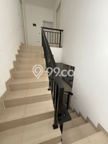 Jual Rumah Mewah Elegan Dengan View Eksklusif di Duta Garden, Jakarta Barat Jual Rumah Mewah Elegan Dengan View Eksklusif di Duta Garden, Jakarta Barat