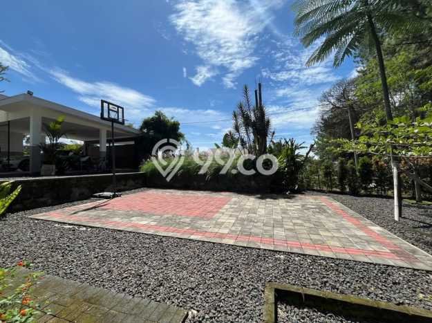 Ready to Use! Premium House LT 700m2 Desain Elegan di Setiabudi Ready to Use! Premium House LT 700m2 Desain Elegan di Setiabudi